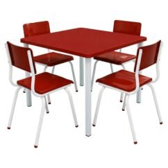 Conjunto Coletivo Escolar Quadrado c/ 4 Cadeiras – MATERNAL (01 a 03 Anos) – Vermelho